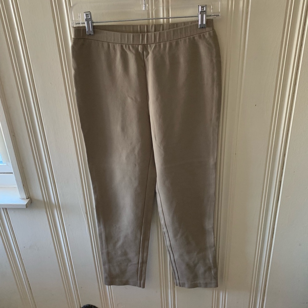 Pull on crop by Estelle & Finn Anthropologie sz 4